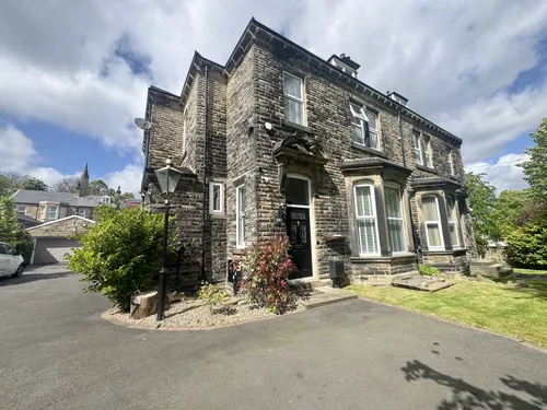Northfield Road, DEWSBURYphoto