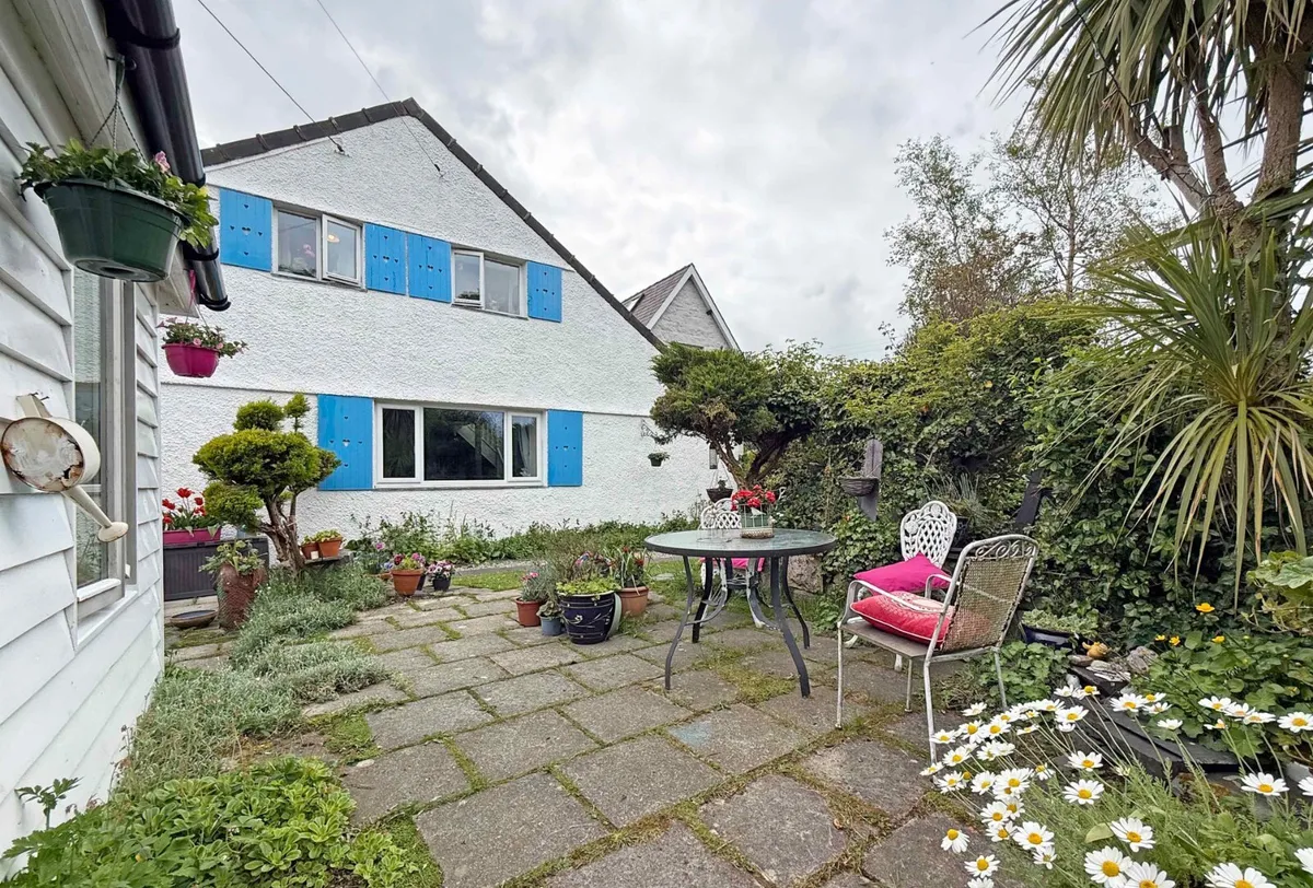 Hermon Road, Mynydd Llandygai, Bangor, LL57