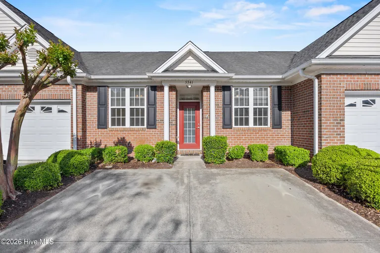 5341 Christian Dr, Wilmington, NC 28403