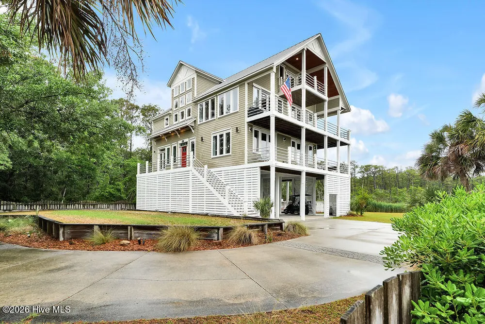 531 Seaview Rd E, Wilmington, NC 28409