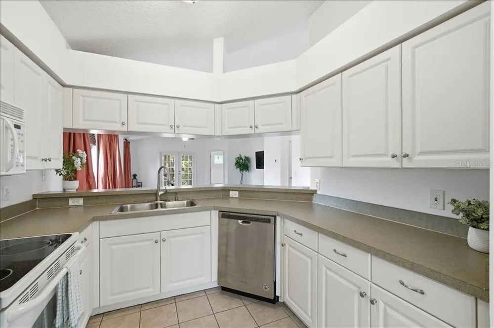 7305 S Swoope St, Tampa, FL 33616