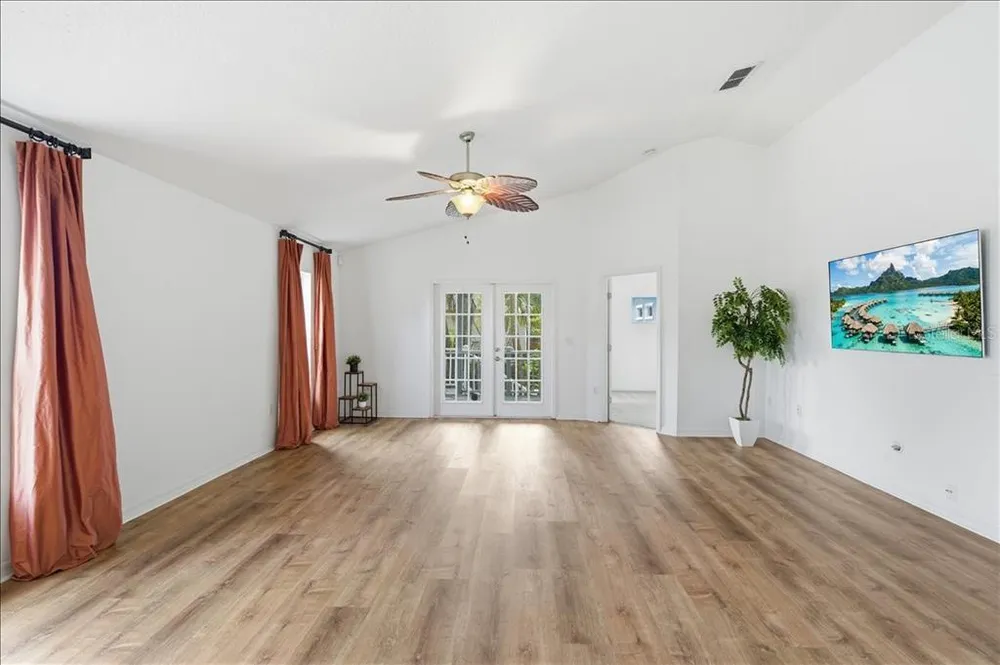 7305 S Swoope St, Tampa, FL 33616