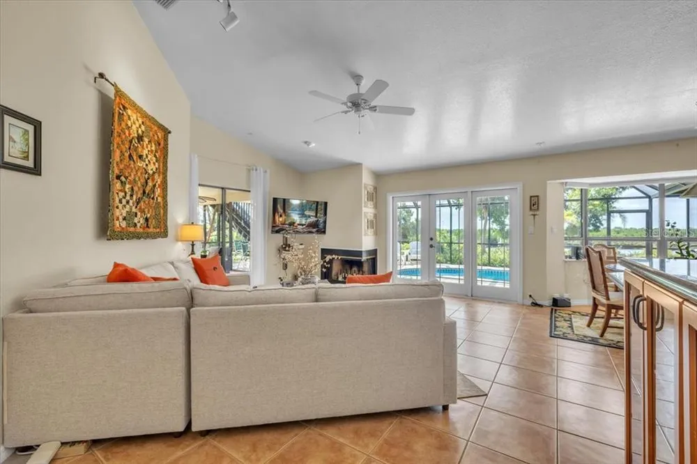 3264 Park Dr, Punta Gorda, FL 33982