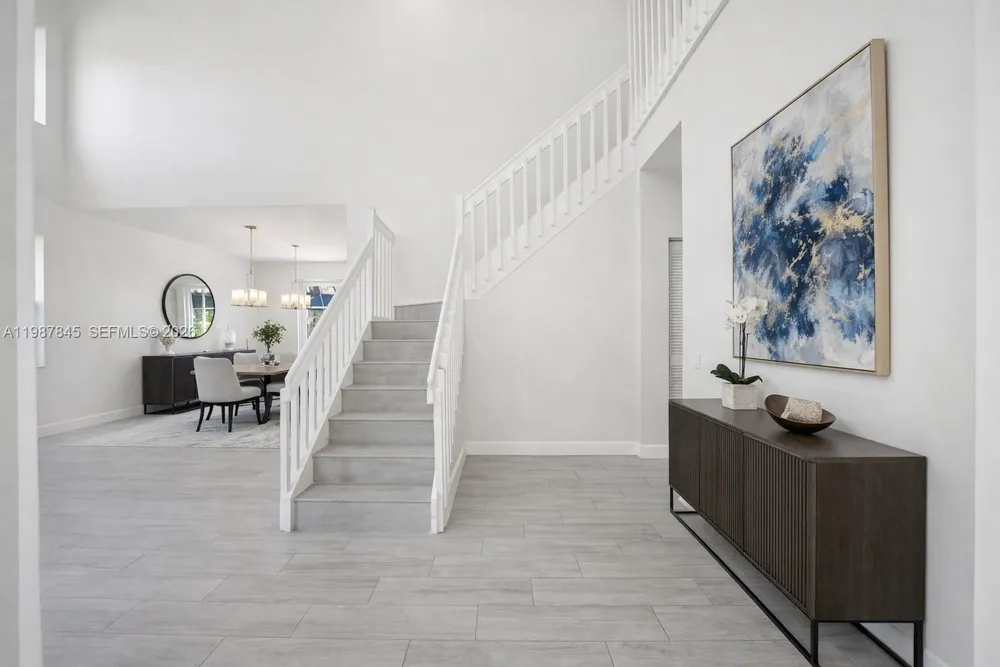 484 Cambridge Dr, Weston, FL 33326