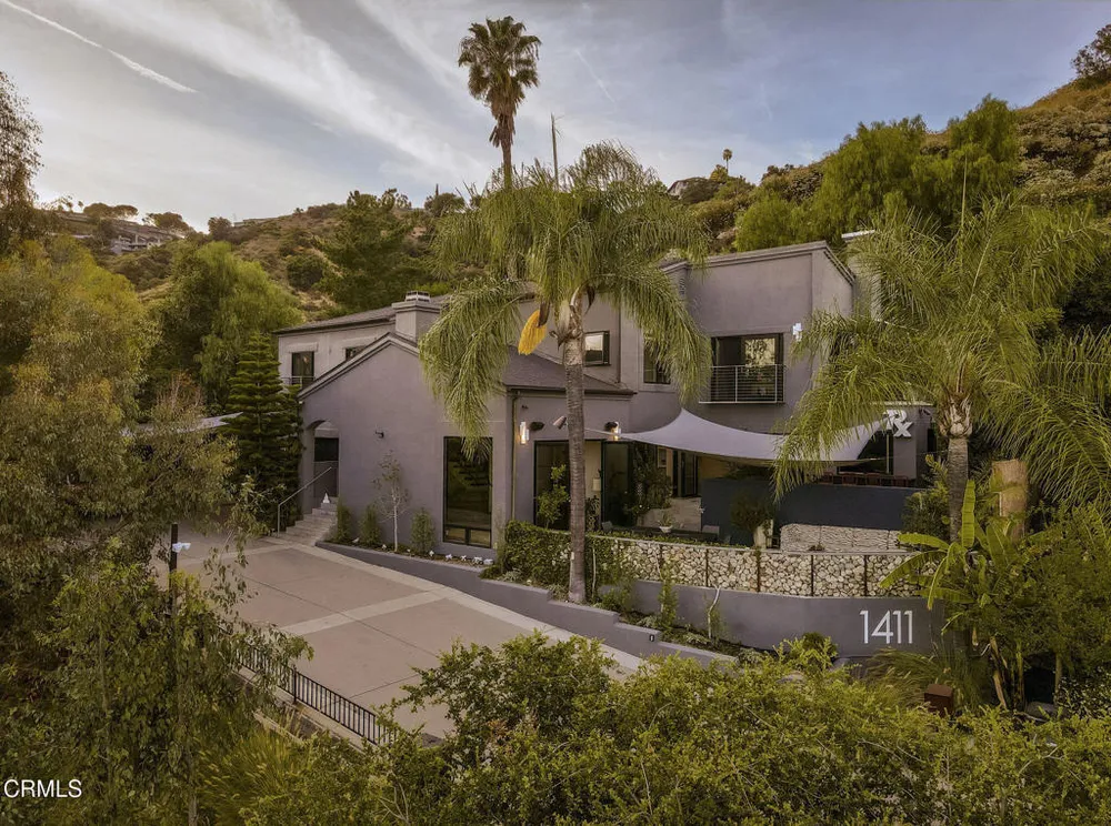 1411 Edgehill Pl, Pasadena, CA 91103
