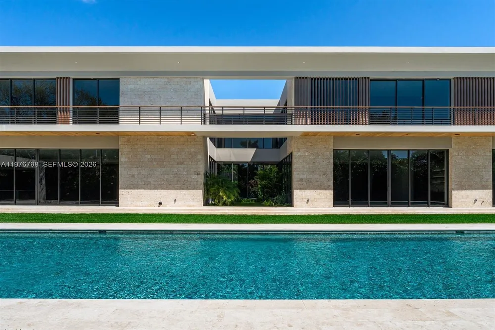 8755 SW 54th Ave, Miami, FL 33143