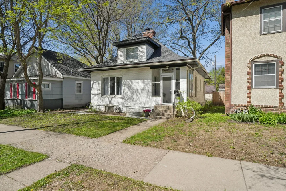 3340 Colfax Ave S, Minneapolis, MN 55408