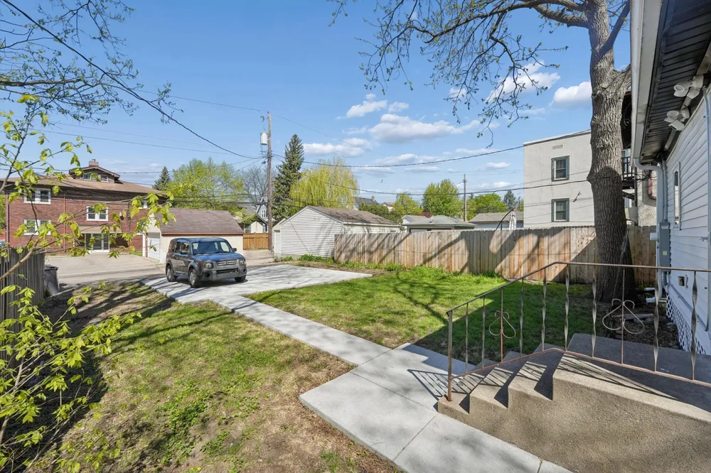 3340 Colfax Ave S, Minneapolis, MN 55408