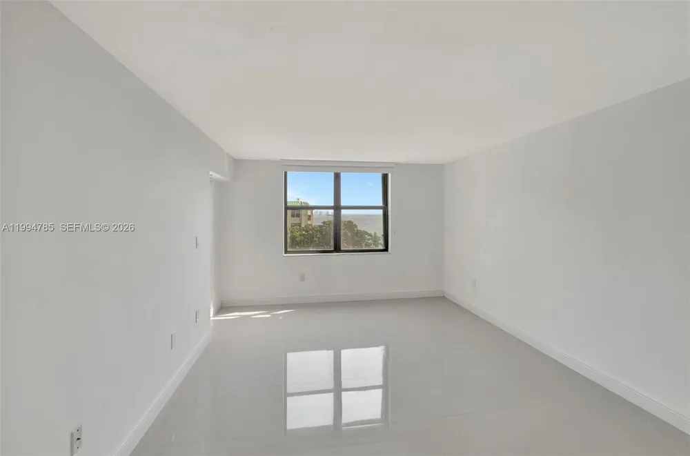 2333 Brickell Ave, Miami, FL 33129