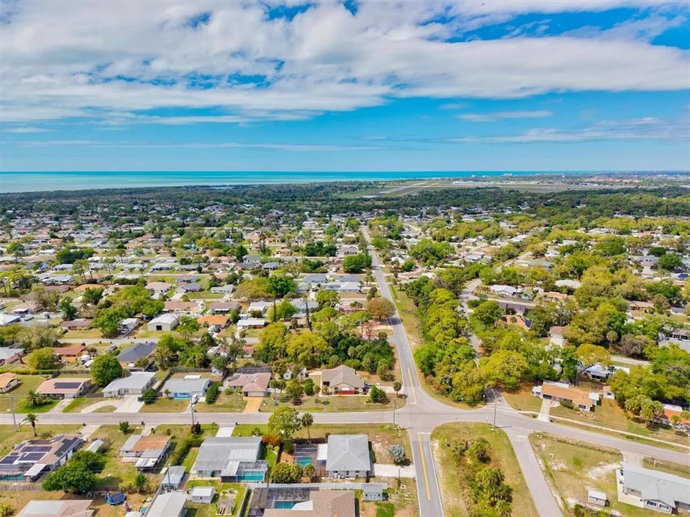 3310 Siesta Dr, Venice, FL 34293