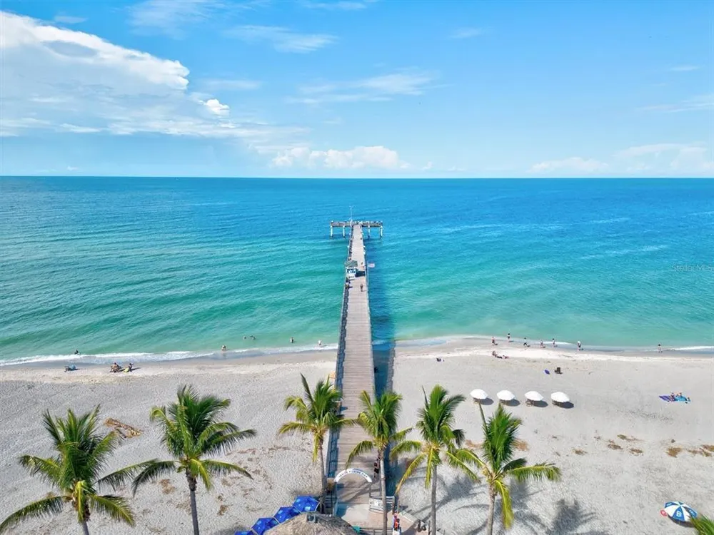 3310 Siesta Dr, Venice, FL 34293