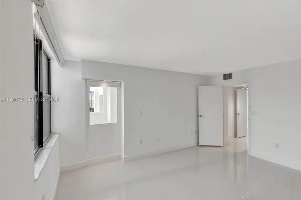 2333 Brickell Ave, Miami, FL 33129