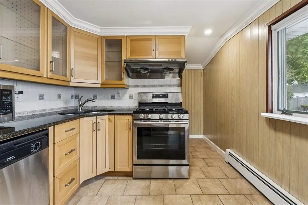186 Granite Ave, Milton, MA 02186