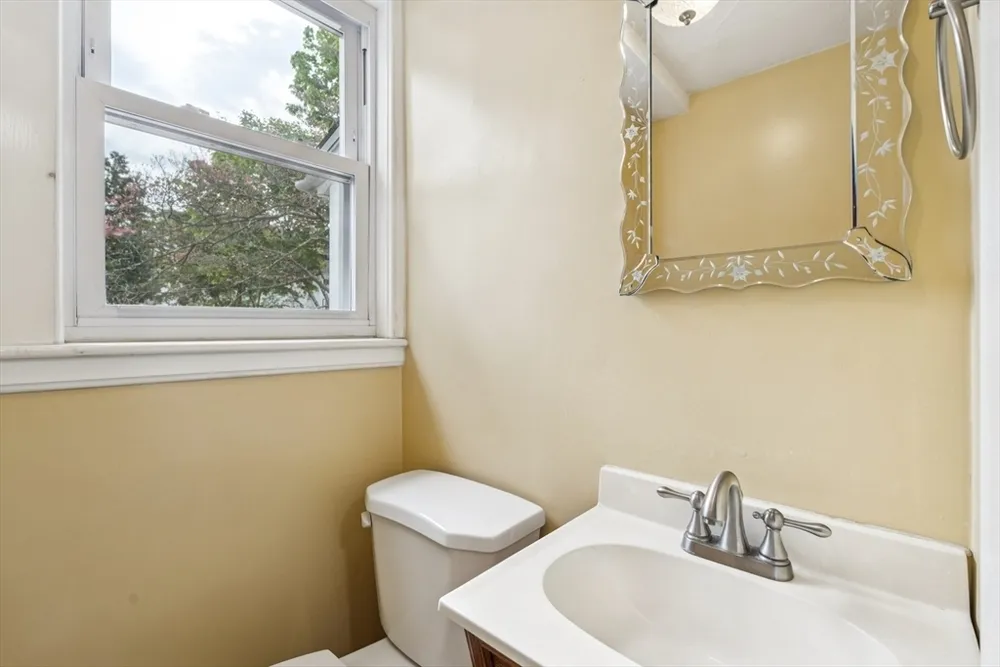 186 Granite Ave, Milton, MA 02186