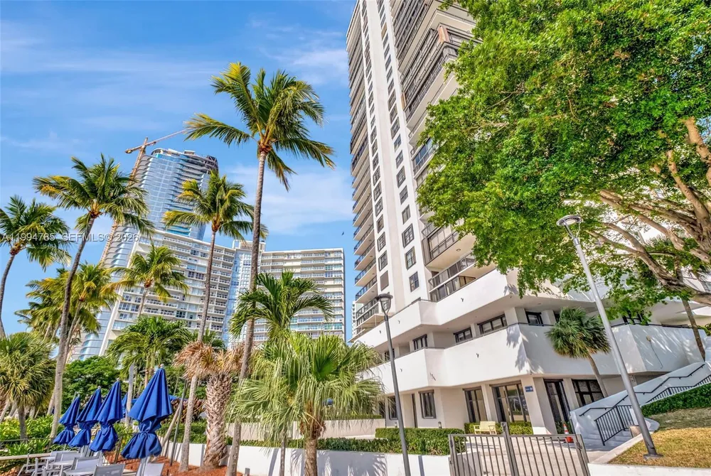 2333 Brickell Ave, Miami, FL 33129