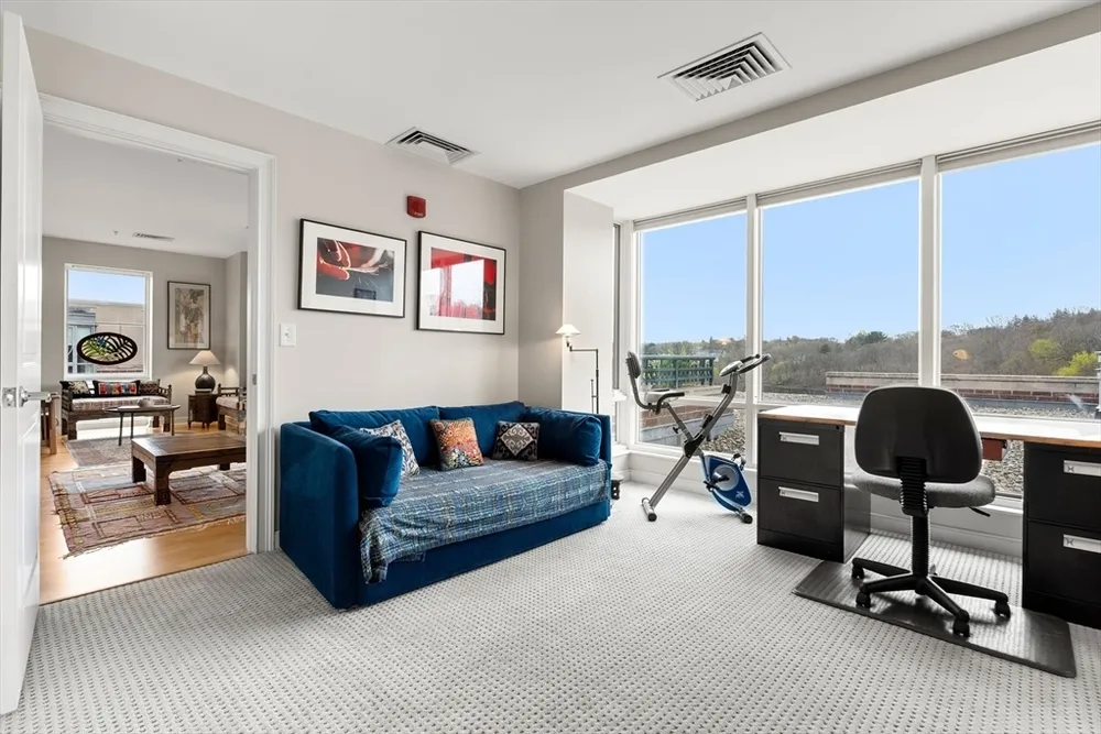 88 Wharf St, Milton, MA 02186