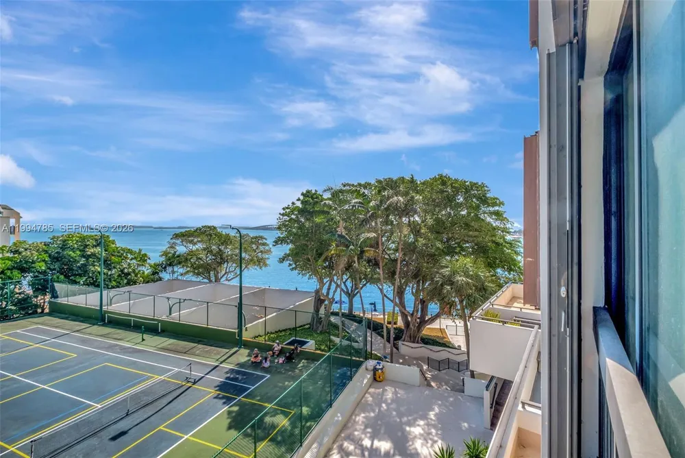 2333 Brickell Ave, Miami, FL 33129