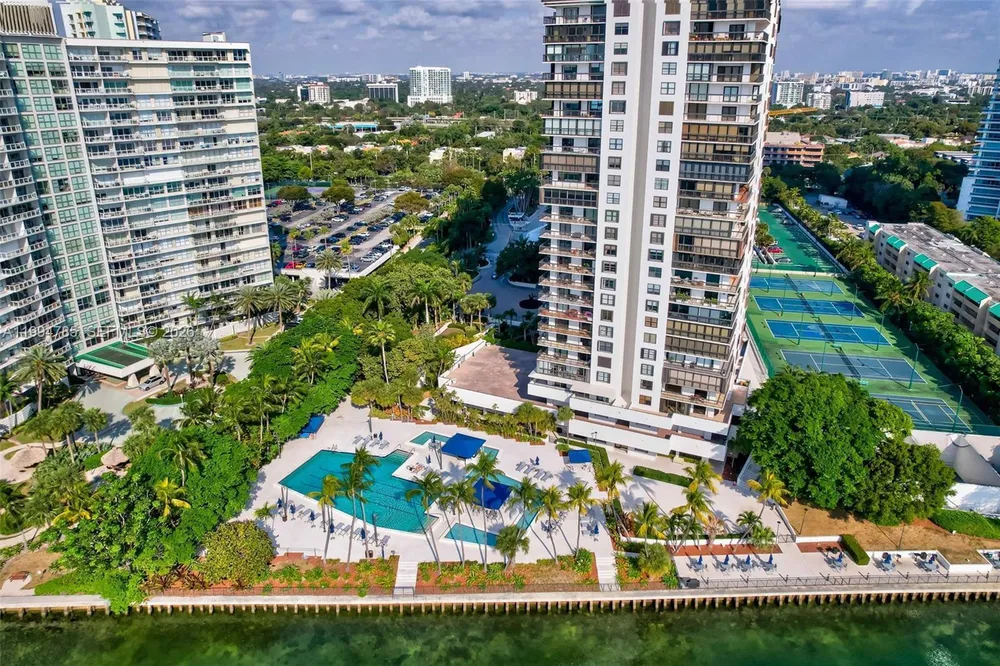 2333 Brickell Ave, Miami, FL 33129