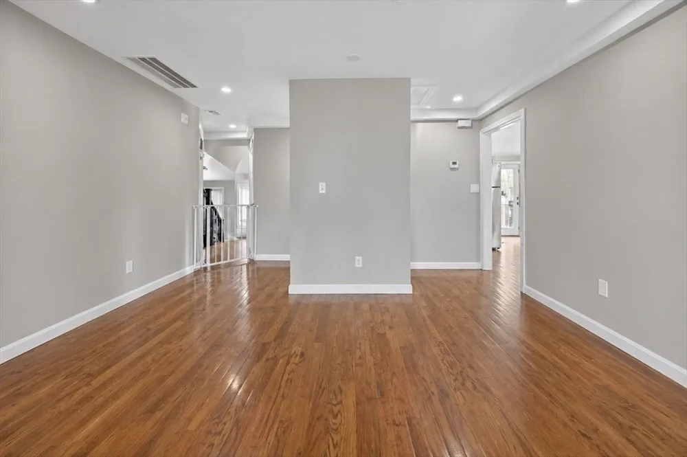37 Stonehurst St, Boston, MA 02122