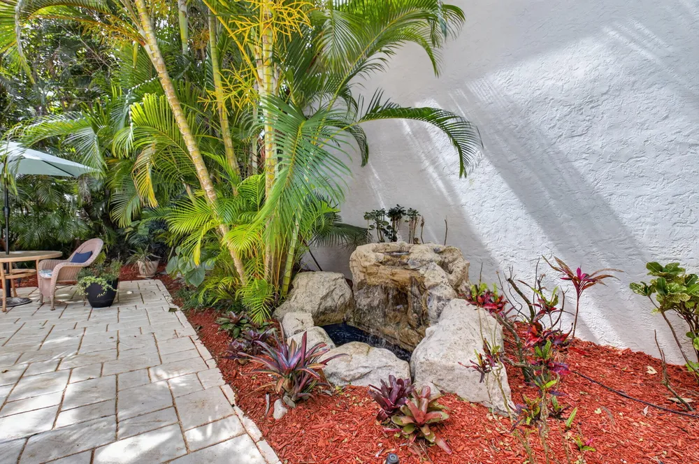 21700 Club Villa Terrace, Boca Raton, FL 33433