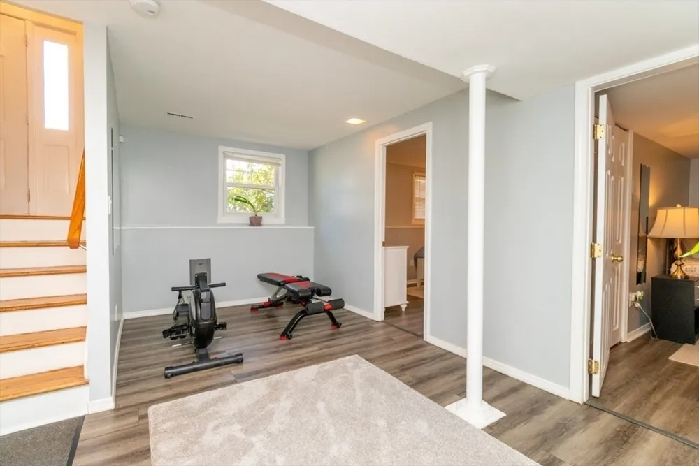 89 FERNANDEZ CIR, Randolph, MA 02368