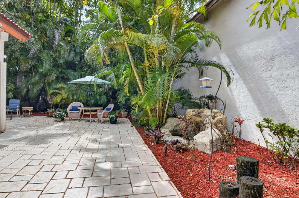 21700 Club Villa Terrace, Boca Raton, FL 33433