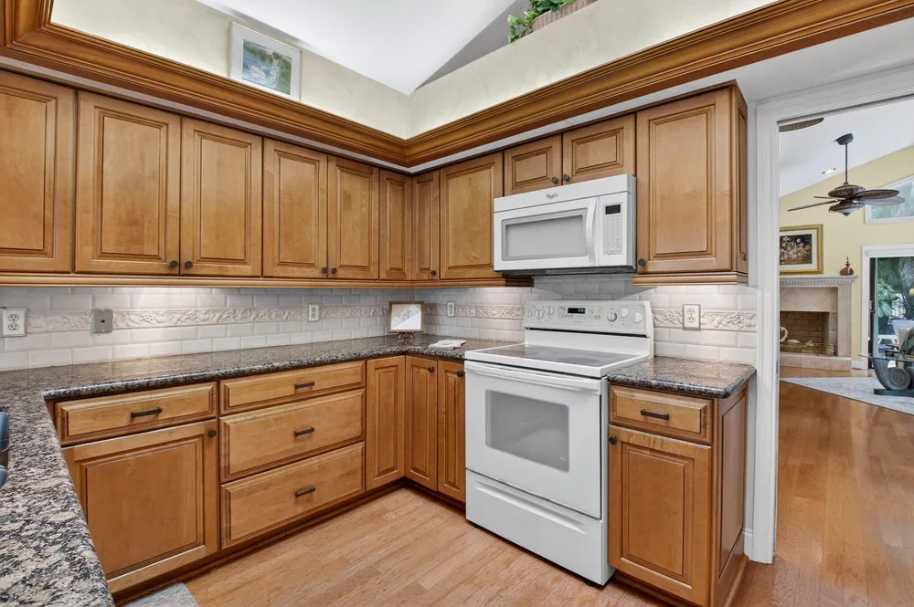 21700 Club Villa Terrace, Boca Raton, FL 33433