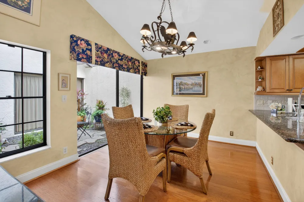 21700 Club Villa Terrace, Boca Raton, FL 33433
