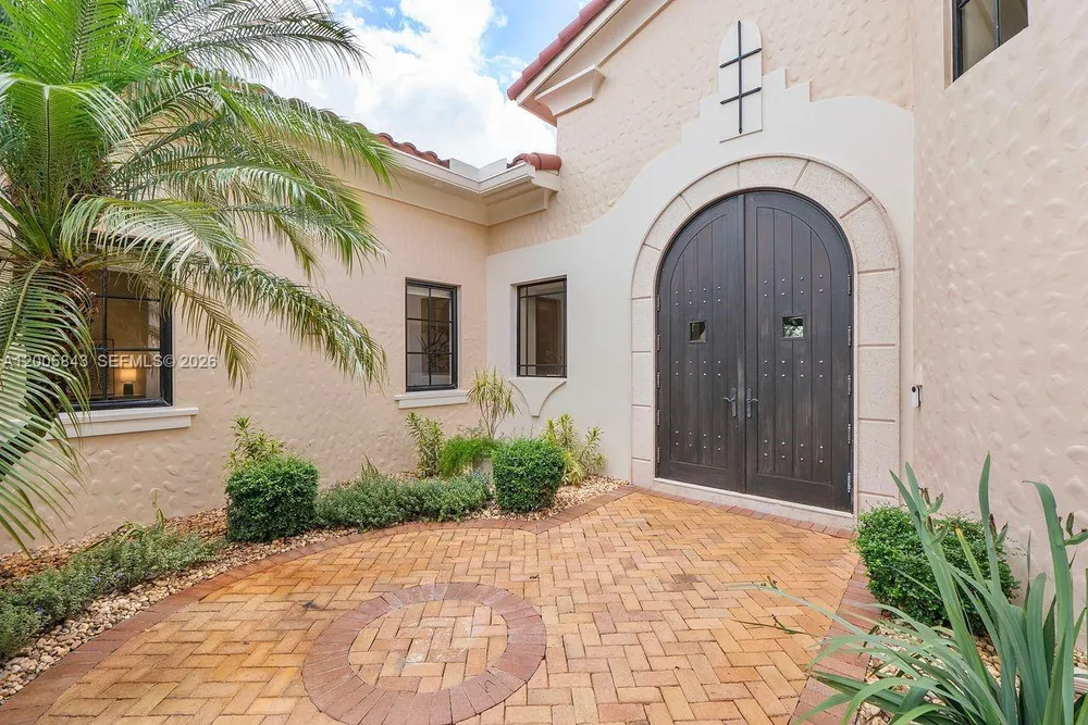 7080 Long Leaf Dr, Parkland, FL 33076