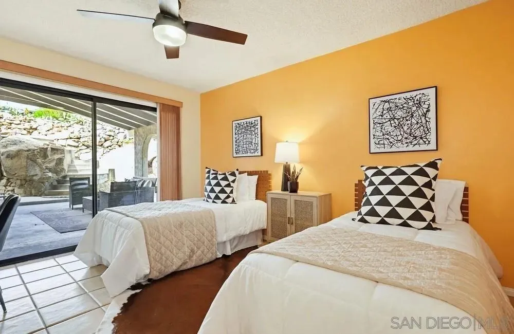 9832 Estrella Dr, Spring Valley, CA 91977