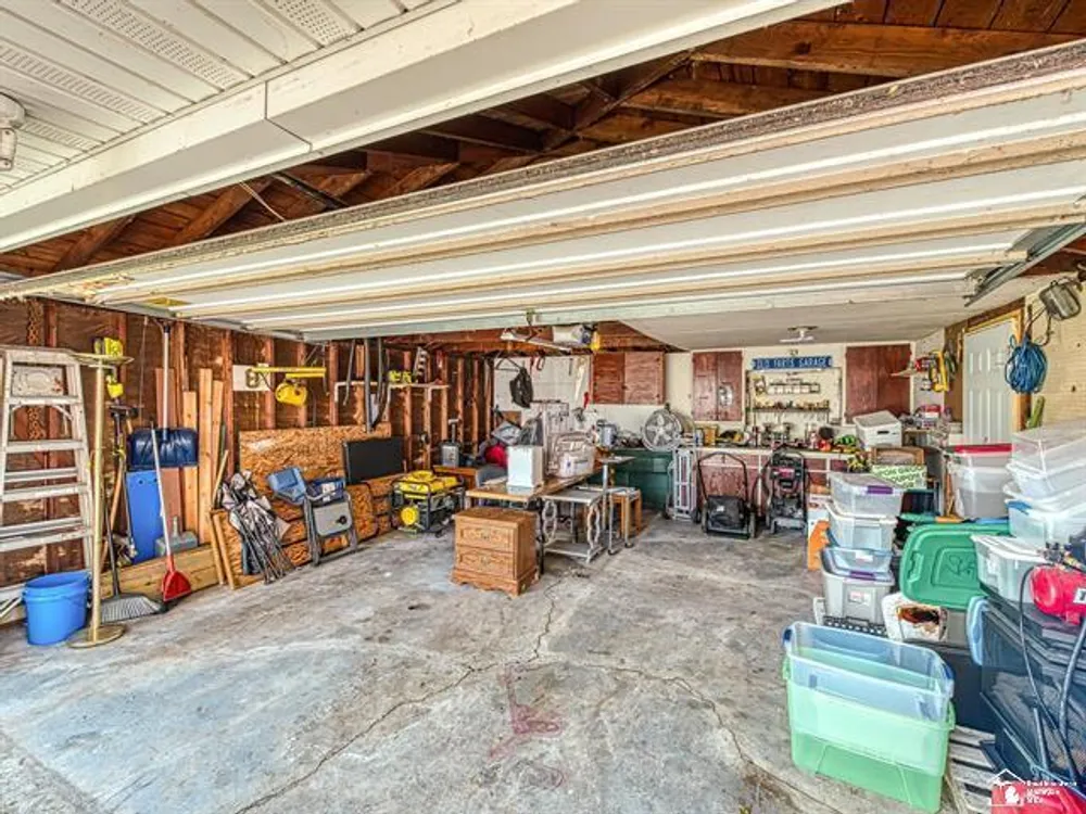 1423 Sunset Blvd, Monroe, MI 48162