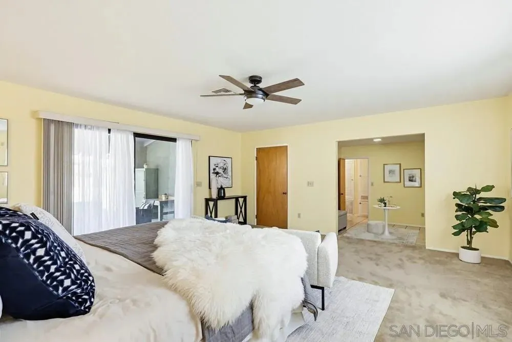 9832 Estrella Dr, Spring Valley, CA 91977