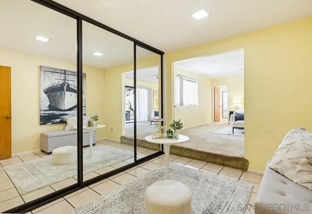 9832 Estrella Dr, Spring Valley, CA 91977