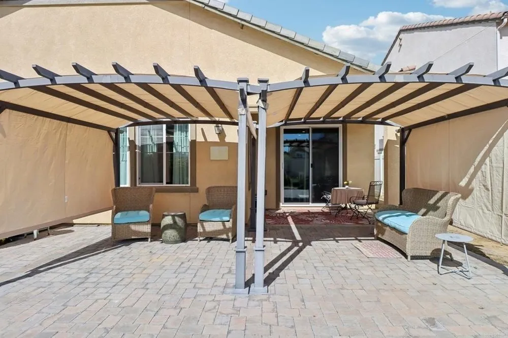 10671 Braverman Dr, Santee, CA 92071