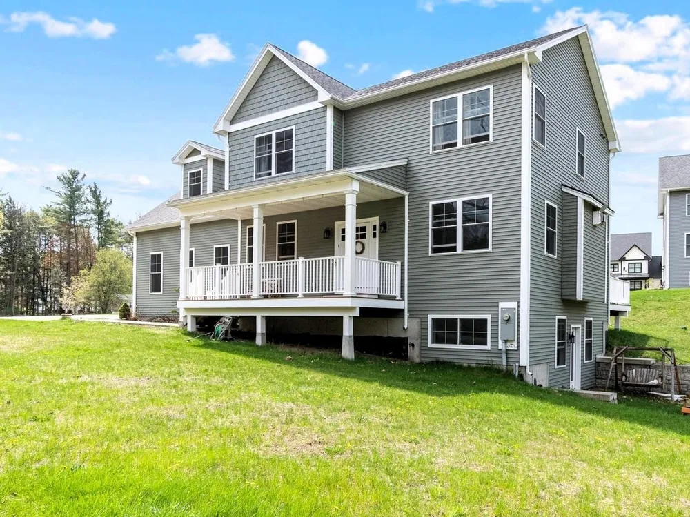 12 Kristen Dr, Colchester, VT 05446