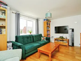 Falcon Drive, Didcot thumb 3