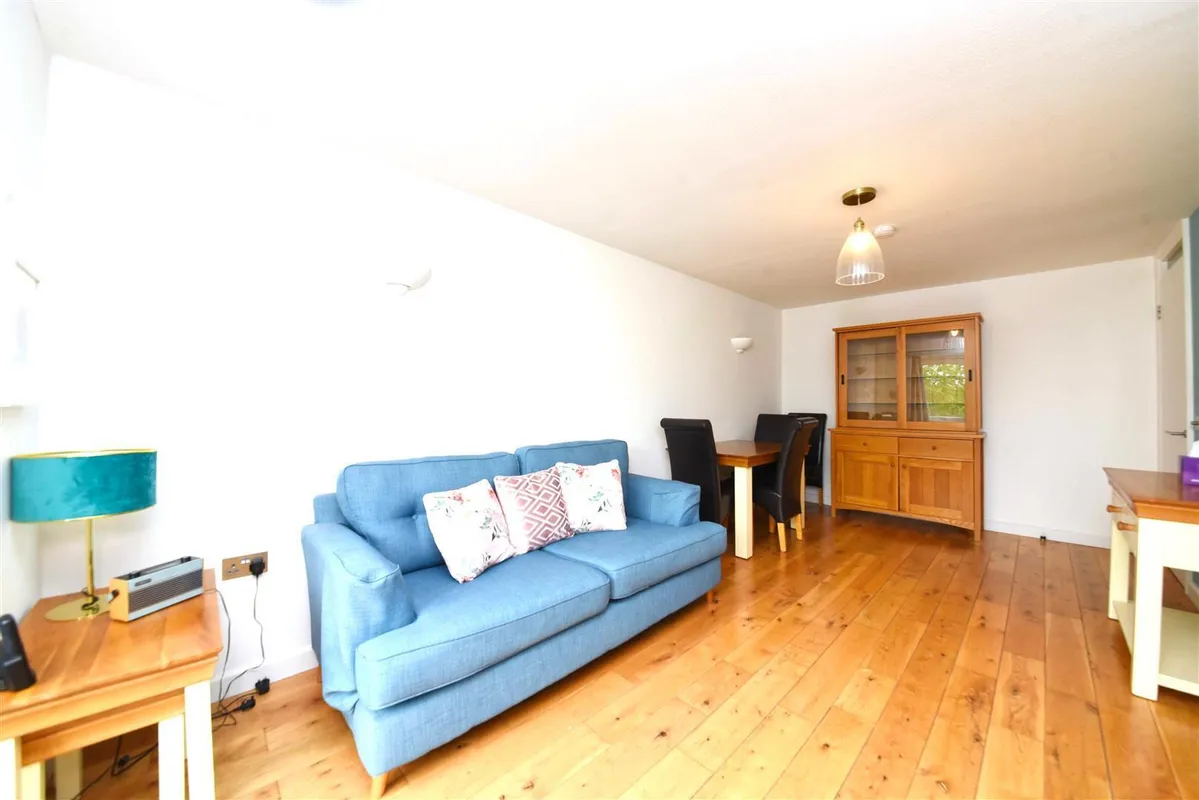 Stokes Court, East Finchley, N2