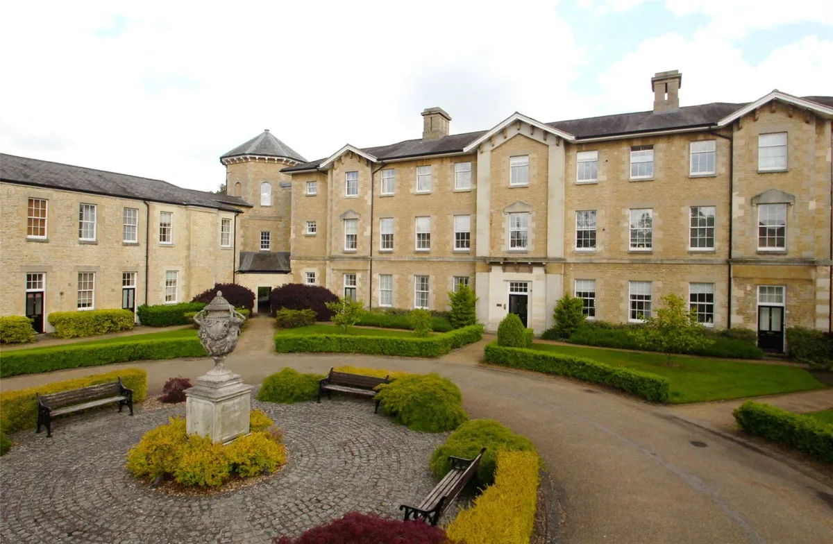 St Georges Manor, Mandelbrote Drive, Littlemore, Oxford, OX4
