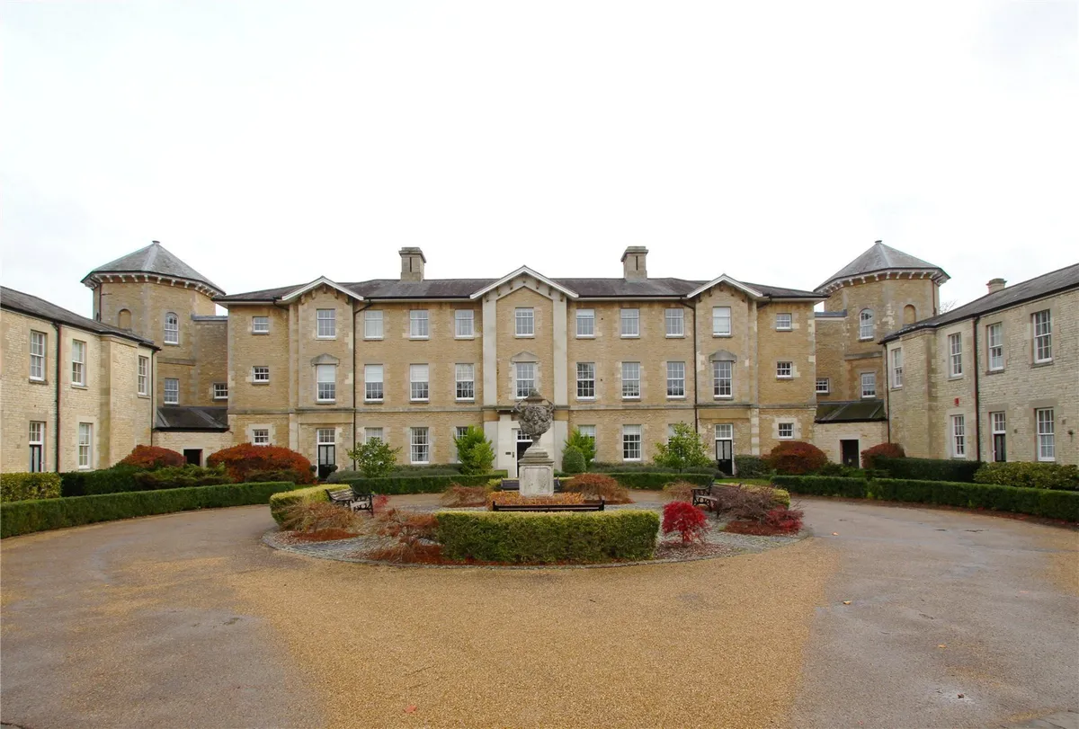 St Georges Manor, Mandelbrote Drive, Littlemore, Oxford, OX4