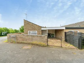 Upper Coombe, Linslade, Leighton Buzzard photo