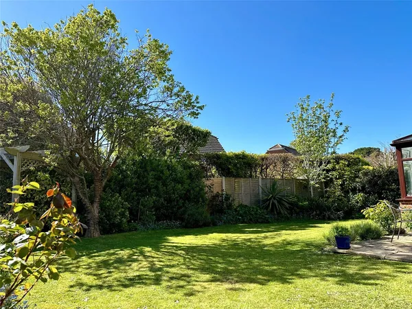Blakemyle, Aldwick Felds, PO21 photo 10