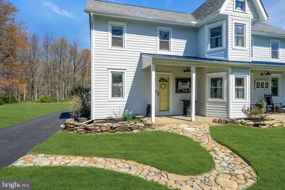 936 Big Oak Rd, Yardley, PA 19067