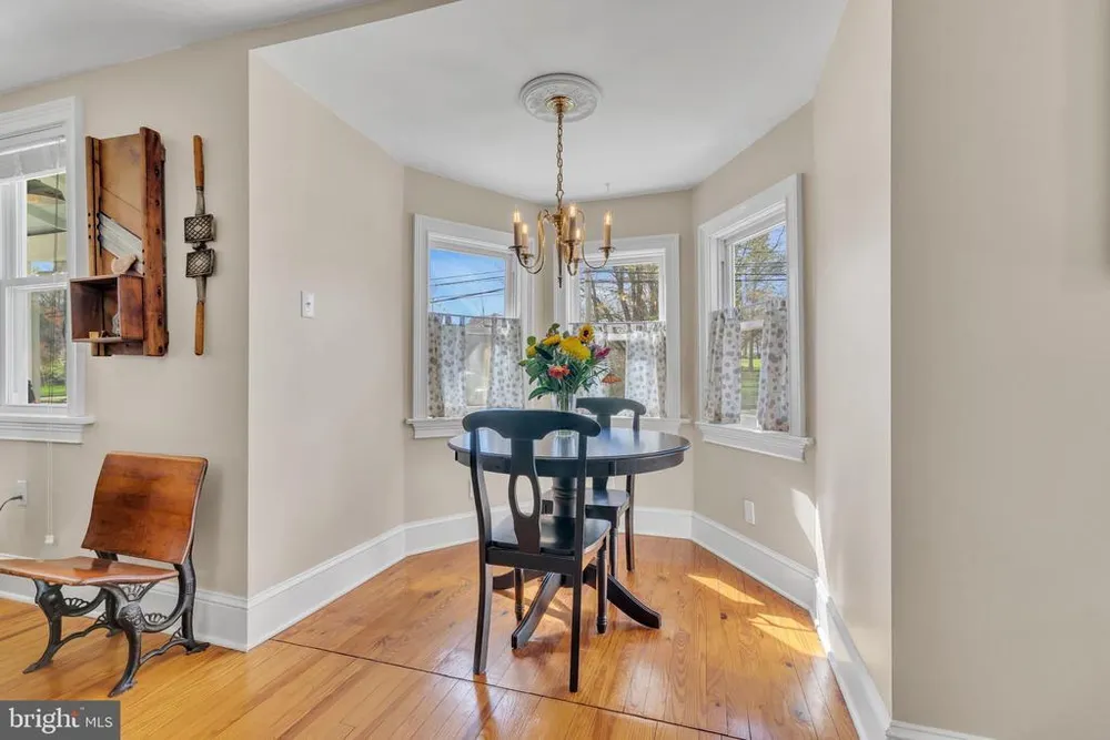 936 Big Oak Rd, Yardley, PA 19067