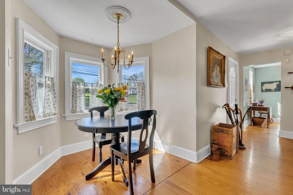 936 Big Oak Rd, Yardley, PA 19067