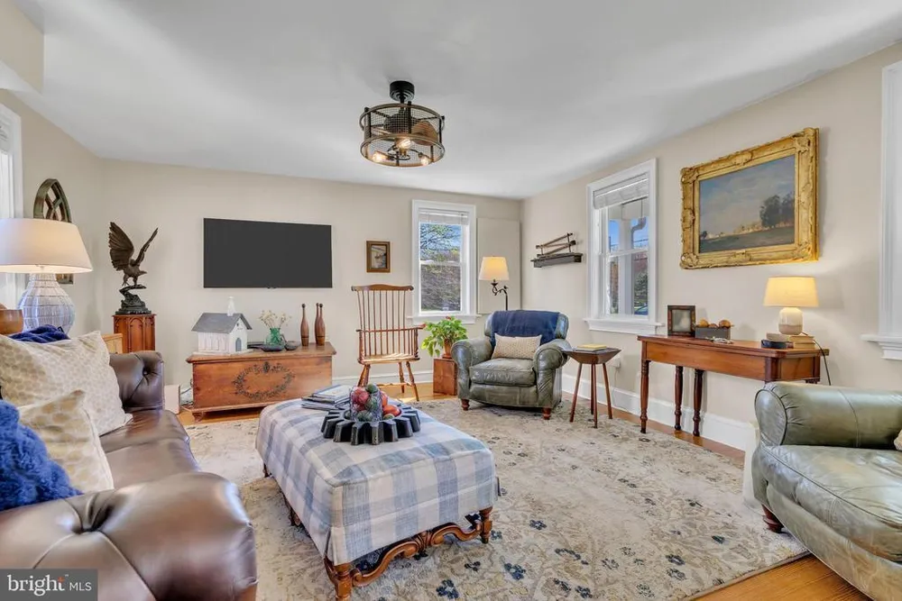 936 Big Oak Rd, Yardley, PA 19067