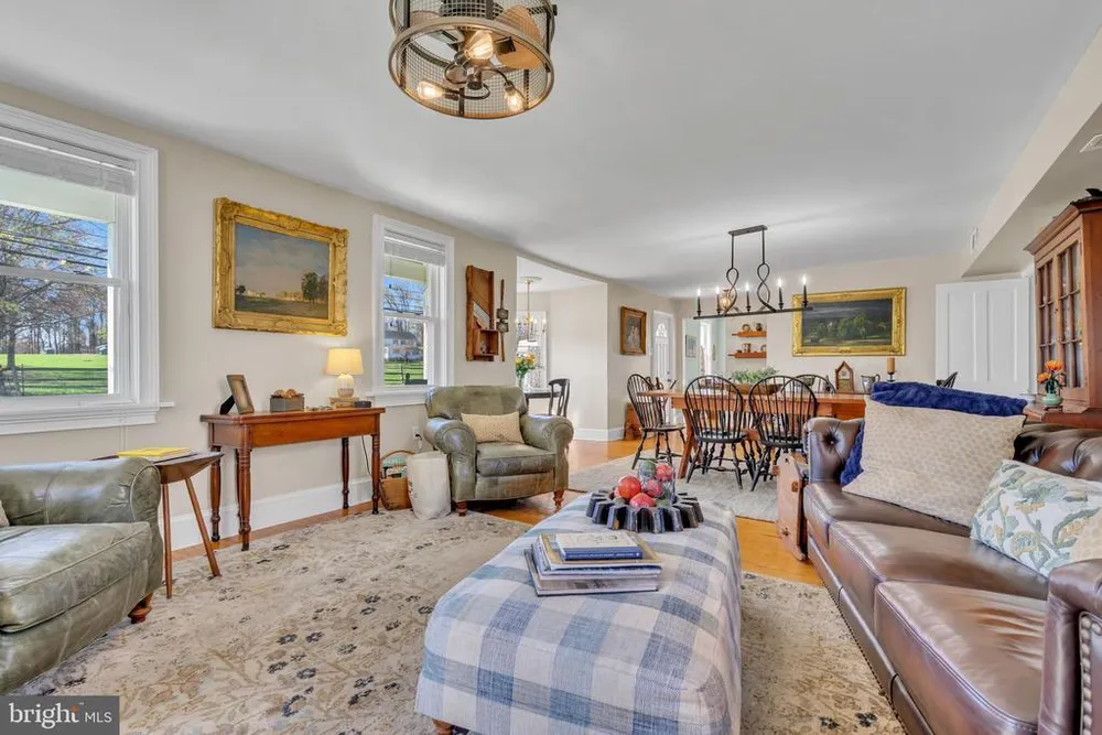 936 Big Oak Rd, Yardley, PA 19067