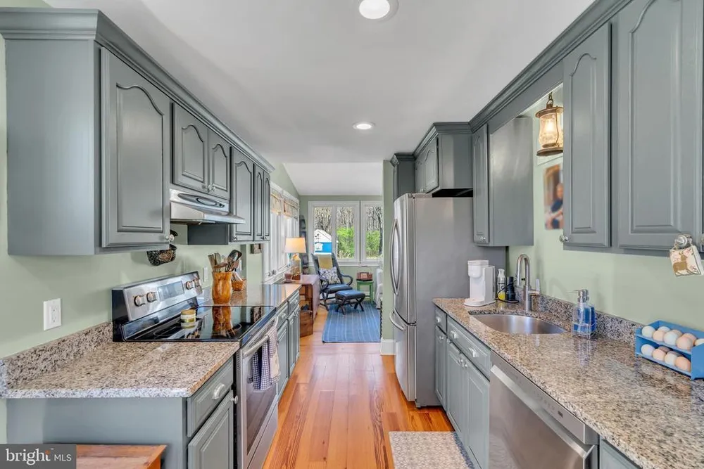 936 Big Oak Rd, Yardley, PA 19067