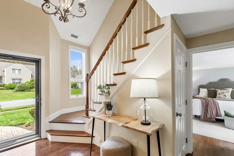7 Wedge Ct, North Reading, MA 01864