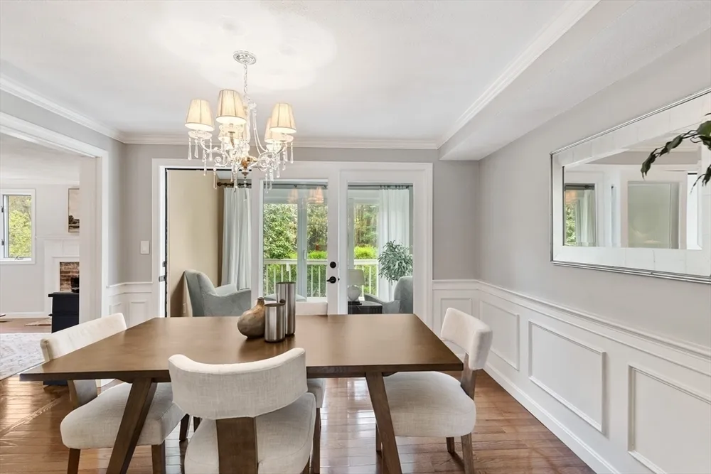 7 Wedge Ct, North Reading, MA 01864