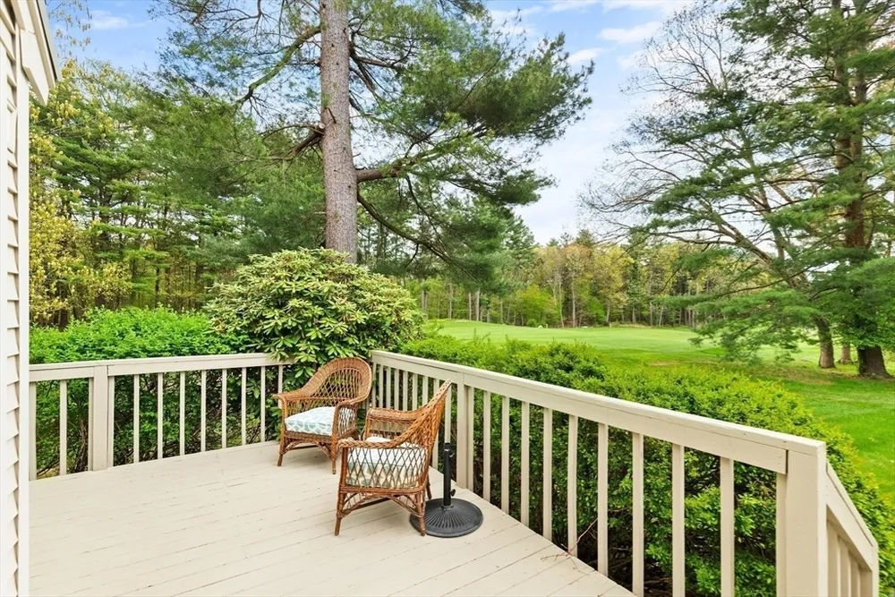 7 Wedge Ct, North Reading, MA 01864